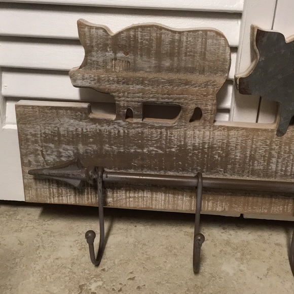 Rustic, Pig & Arrow, Coat Hanger - Picture 4 of 9